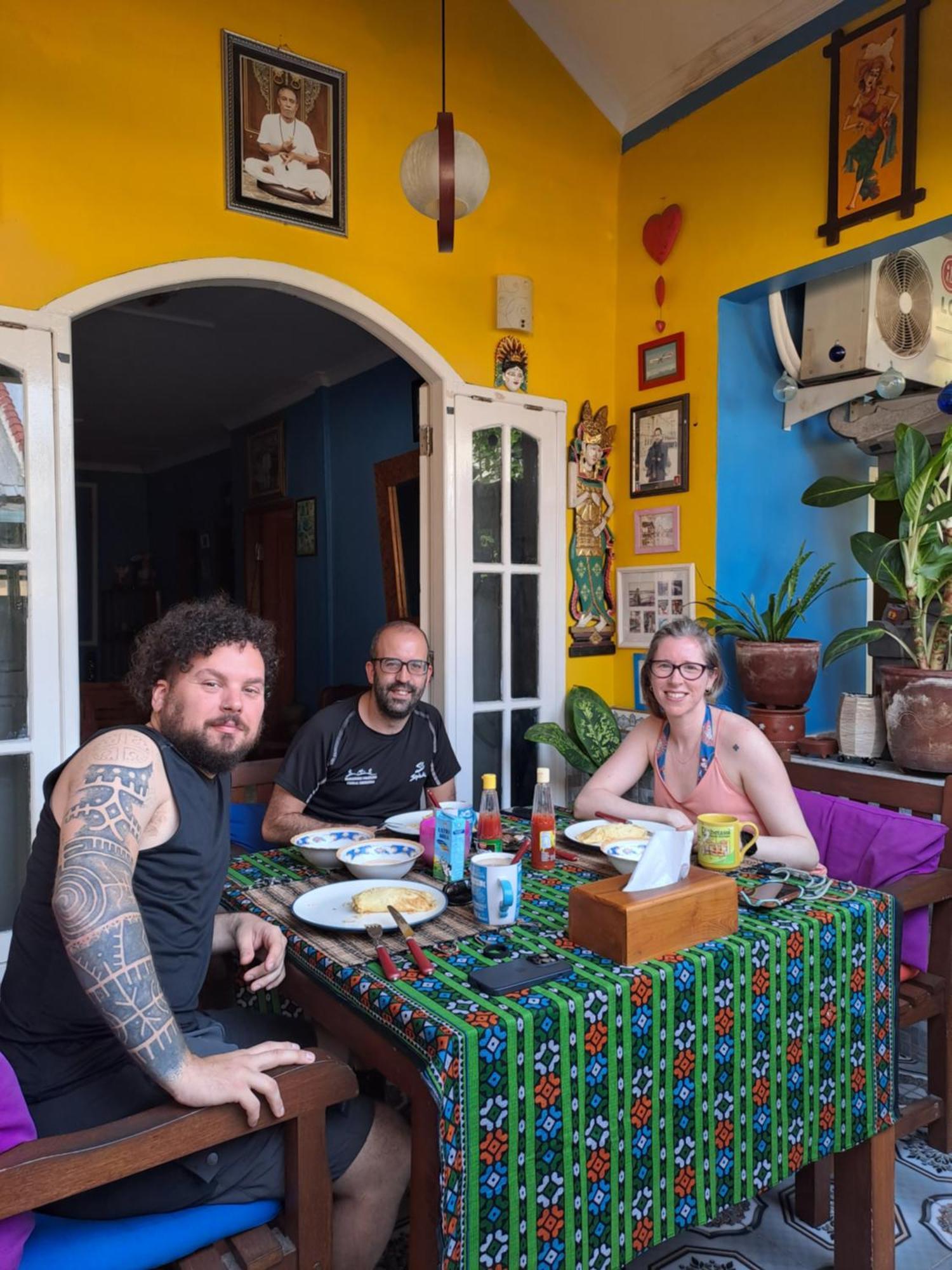 Kubu Pilatus - Family House Lombok Holiday home Tjakranegara
